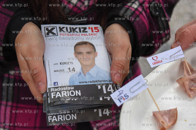 Slupsk. Kandydat na posla z list KWW Kukiz'15 Radoslaw...