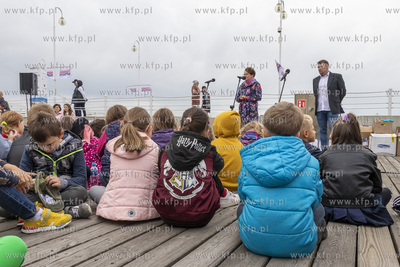 Otwarcie szkolnego sezonu żeglarskiego w marinie na...