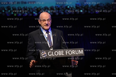 Gdansk, GLOBE FORUM 2009. Nz Pawel Olechnowicz - prezes...