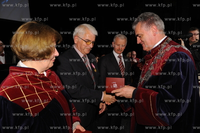 20 lat gdanskiej samorzadnosci. Uroczystosc w Teatrze...
