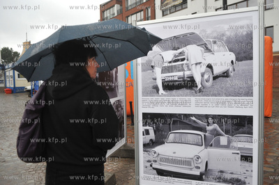 Otwarcie Mobilnego Muzeum Motoryzacji w Marinie na...