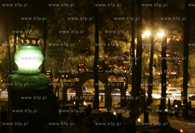 Sopot. Cmentarz zydowski. Dzien Wszystkich Swietych.
01.11.2007
fot....