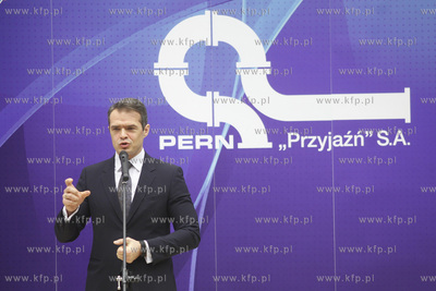 Gdansk. Amber Expo. PERN Przyjazn podpisal umowę z...