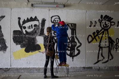 Festiwal Świat Mało Znany. Warsztaty muralu na gdańskim...