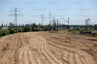 Gdańsk. Budowa mostu kolejowego na Martwej Wiśle.
03.07.2015
fot....