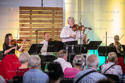 Cztery pory roku" Antonio Vivaldiego w interpretacji...