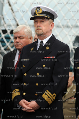 Port wojenny Oksywie w Gdyni. Przekazanie dowodzenia...