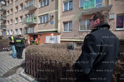 Gdynia. Prawdopodobne samobojstwo mieszkanca Gdyni,...