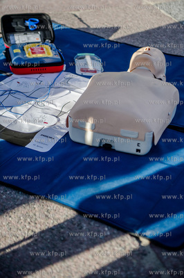 Sopot. Plac przed wejsciem na molo. Zielona Godzina...