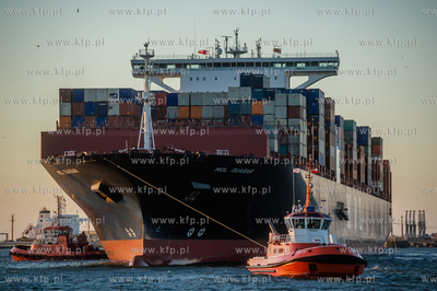 Gdansk. Terminal kontenerowy DCT. Kolejne zawiniecie...