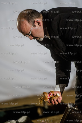 Gdańsk. Teren Muzeum II Wojny Światowej. Performance...