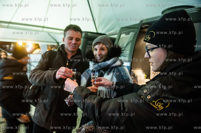 Gdańsk. Targ Węglowy. Zakręcone Walentynki z Kołem...