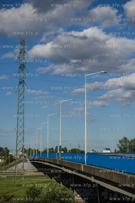 Gdańsk. Wiadukt w ciągu ulicy Elbląskiej nad Trasą...