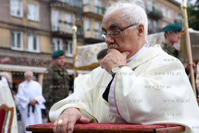 Szczecin. Papieska procesja Bozego Ciala, ulicami Szczecina...