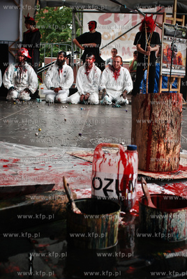 Jedna z atrakcji Jarmarku sw. Dominika byl chrzest...