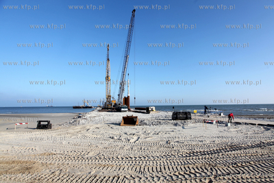 Budowa gazoportu w Swinoujsciu. 
02.10.2010
Fot....