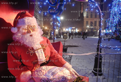 Jarmark swiateczny na Dlugim Targu w Gdansk Glownym....