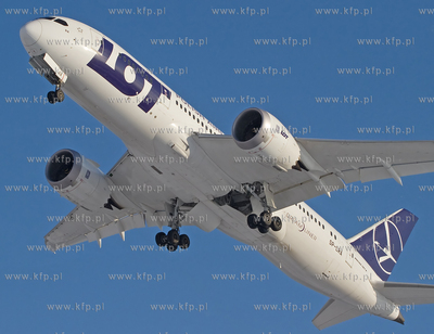Boeing 787-800 Dreamliner Polskich Linii Lotniczych...