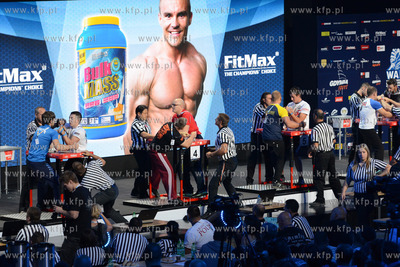 Gdynia. Hala widowiskowo - sportowa. Mistrzostwa Swiata...