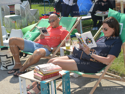 IV. Nadmorski Plener Czytelniczy Gdynia 2015. 55 oficyn...