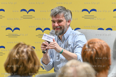 Miejska Biblioteka Publiczna - Sopoteka. Cykl Czytaj...