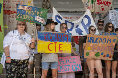 Sopot. Marsz dla zdrowia psychicznego i przejście...