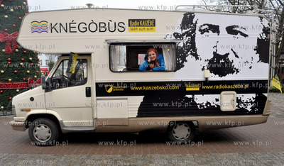 Wejherowo, Plac Jakuba Wejhera. Start Knegobusa Radia...