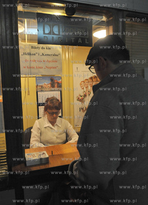 Ostatni dzien dzialalnosci kin Neptun, Kameralne i...