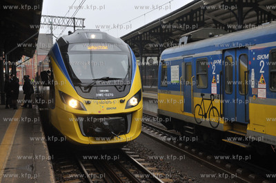 Gdansk, Dworzec Glowny PKP. Inauguracyjny, pierwszy...