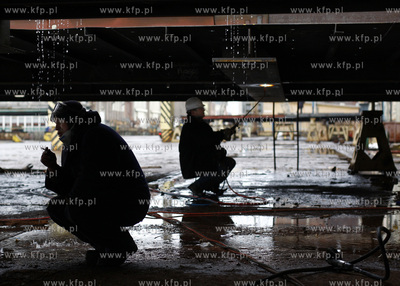 Stocznia Gdynia S.A. 18.03.2009 fot. Krzysztof Mystkowski...