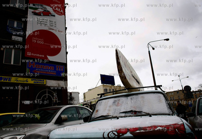 Gdansk Wrzeszcz. Auta na parkingu przy ul. Klonowej.
05.03.2010
fot....