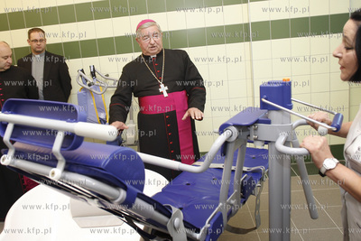 Poswiecenie nowo otwartego Domu Pomocy Spolecznej w...