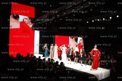 Gdansk. Gala Bursztynu i Mody Amberif 2011. Nz   pokaz...