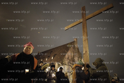 Miejska Droga Krzyzowa, zorganizowana po raz osmy przez...