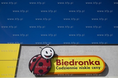 Dyskont spożywczy Biedronka przy ul. Hallera w Gdańsku.
07.05.2018
fot....