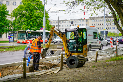 Remont chodnika między Huciskiem a Podwalem Grodzkim....