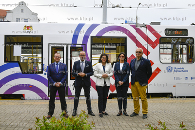 Konferencja prasowa podczas której zaprezentowano...