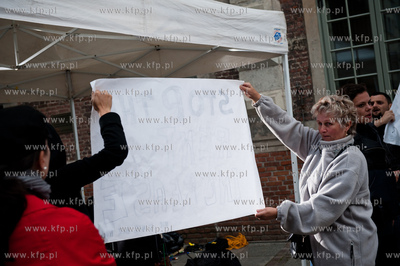 Gdansk. Dlugi Targ. Telewizja CNN International w ramach...