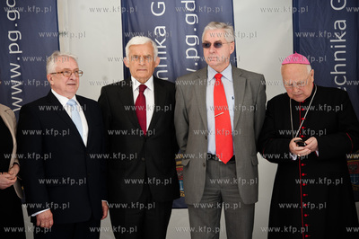 Gdansk. Ceremonia umieszczenia figury Alegorii Nauki...