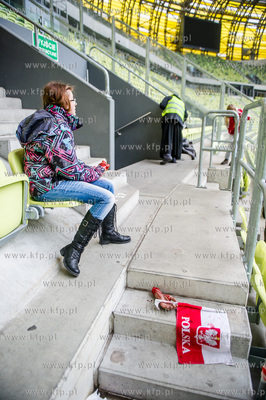 Gdansk. Stadion PGE Arena. Cwiczenia grup ratownikow...