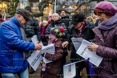 Gdynia. Strajk Obywatelski Komitetu Obrony Demokracji...