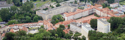 Gdynia z lotu ptaka. Nz. Budynki Akademii Marynarki...