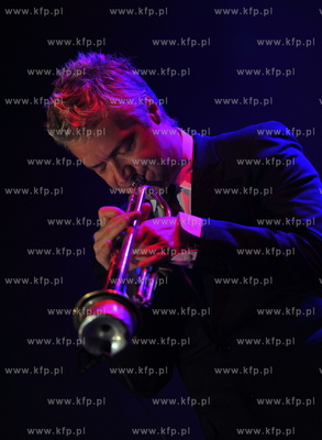 Hala Ergo Arena.  Koncert "An evening with Chris Botti"....