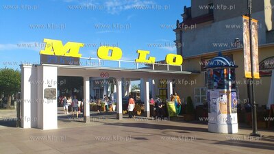 Goracy wrzesniowy dzien na molo w Sopocie. Wedlug sopockiego...