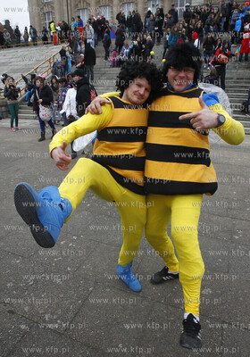 Przed Muzeum Narodowym w Szczecinie, na Wałach Chrobrego...