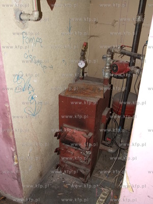 Mieszkanie niepelnosprawnego Pawla przed remontem....