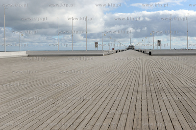 Sobota 25 kwietnia 2020 roku w Sopocie, godziny przedpołudniowe...