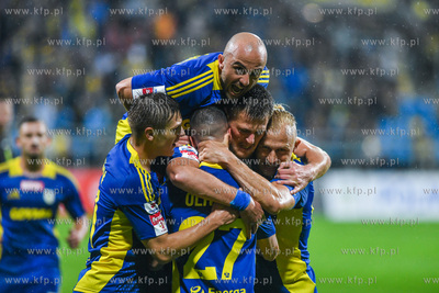 1. Liga. Arka Gdynia 1:1 Znicz Pruszków n/z Radość...
