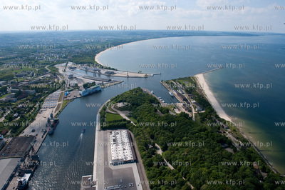 Westerplatte w porcie Gdańsk z lotu ptaka. 25.05.2009...