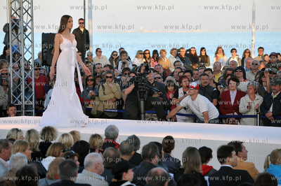 Sopot Fashion Day na molo w Sopocie. Pokaz kolekcji...